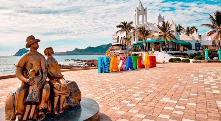 Quieren que Mazatlán sea la playa de Arizona.