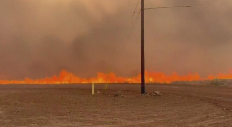 Incendio Pipeline consume al menos 20,000 acres.