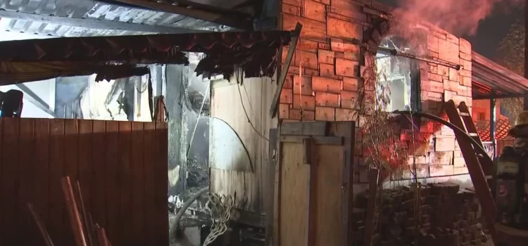 Hombre gravemente quemado en incendio de casa móvil en el éste de Phoenix