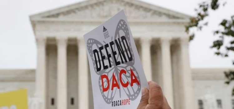 Futuro incierto para el programa DACA: Juez en Texas declara su ilegalidad