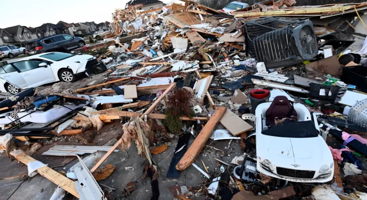 Tornados mortales dejan seis muertos y decenas de heridos