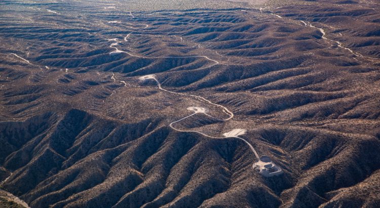 Demanda federal busca suspender proyecto de transmisión eléctrica en Arizona