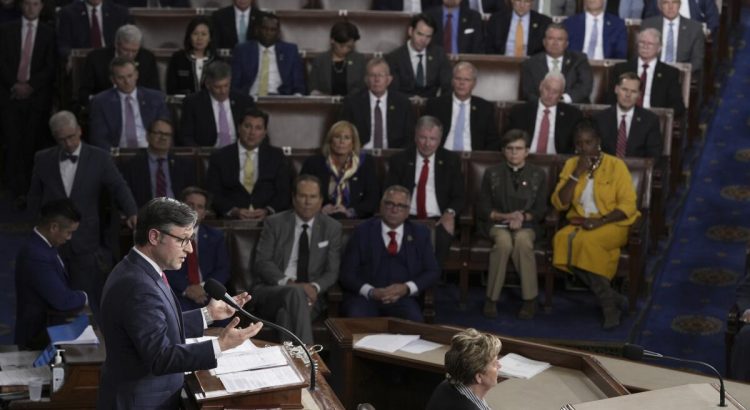 Líderes del Congreso de EEUU alcanzan acuerdo sobre tope de gasto