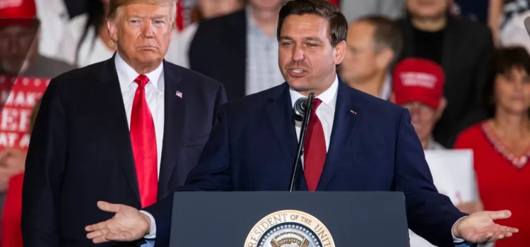 Ron DeSantis retira su candidatura presidencial republicana y respalda a Trump