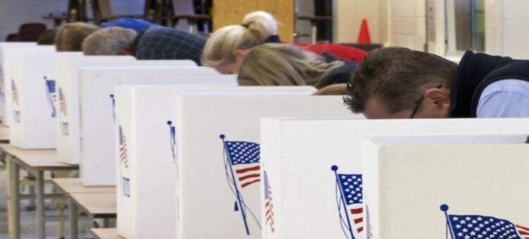 Las elecciones en Wisconsin y Florida son señal de alerta para Trump y republicanos