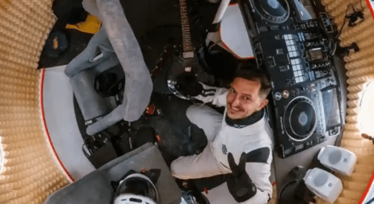 Un DJ de altura Un DJ de altura