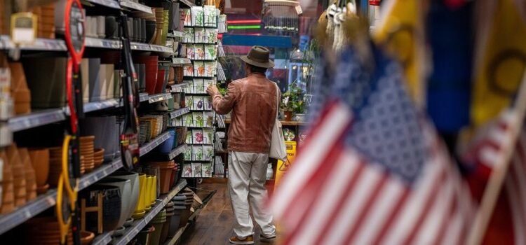 Inflación en Estados Unidos llega al nivel más alto en cuatro meses a medida que impactan los aranceles