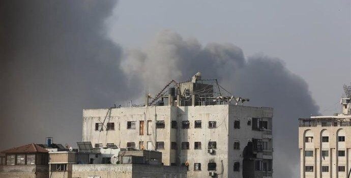 Israel pone en marcha las “etapas iniciales” de su ofensiva contra la ciudad de Gaza