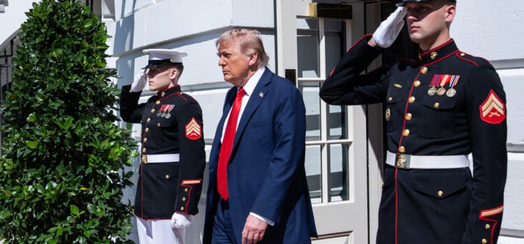 Trump se atribuye el poder de hacer ejecuciones sumarias contra presuntos narcotraficantes