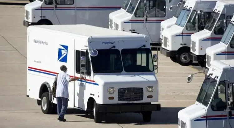 Los aranceles de Estados Unidos generan una crisis global en el sistema postal