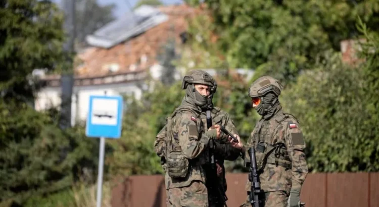 Polonia afirma que derribó drones rusos tras una violación de su espacio aéreo “sin precedentes” Polonia afirma que derribó drones rusos tras una violación de su espacio aéreo “sin precedentes”