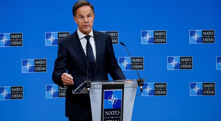 La OTAN advierte a Rusia de que se defenderá de cualquier amenaza La OTAN advierte a Rusia de que se defenderá de cualquier amenaza