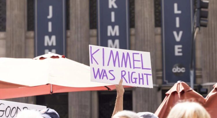 Jimmy Kimmel vuelve al aire en EEUU pero enfrenta un boicot parcial Jimmy Kimmel vuelve al aire en EEUU pero enfrenta un boicot parcial