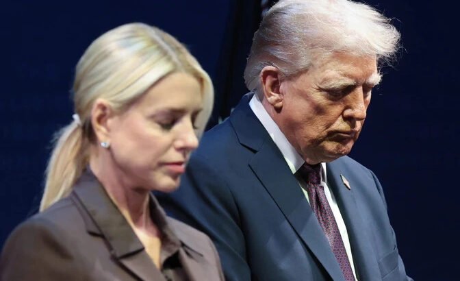 Trump lanza la iniciativa “América Ora” para preparar el 250º aniversario del país