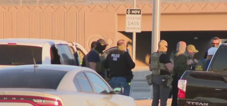 Un incidente con agentes de ICE bloquea el tráfico cerca de la I-17 en Phoenix.