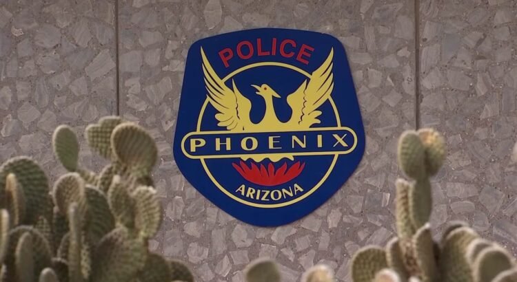 El Departamento de Policía de Phoenix busca la opinión de la comunidad sobre políticas de armas no letales