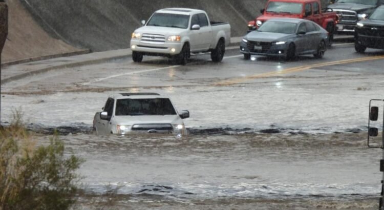 Phoenix recibe un récord diario de lluvia