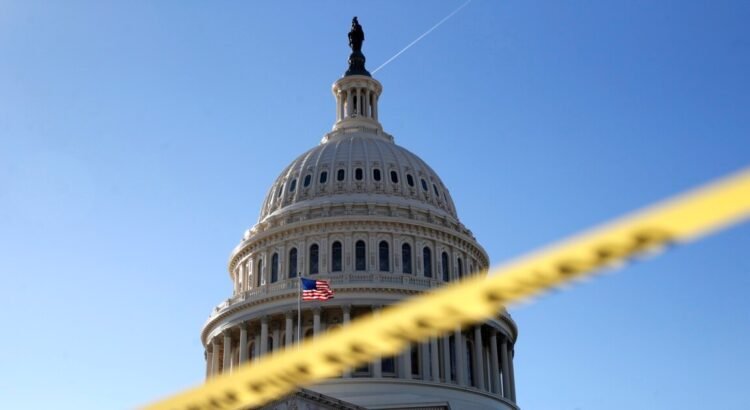 El Senado de Estados Unidos da el primer paso para terminar el cierre del Gobierno
