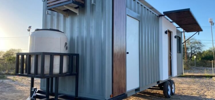 Vehículos diseñados para la vida autosuficiente ya a la venta en Phoenix