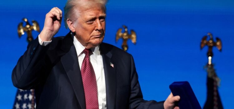 Trump habla sobre el estado de la economía y fronteras más fuertes en Estados Unidos