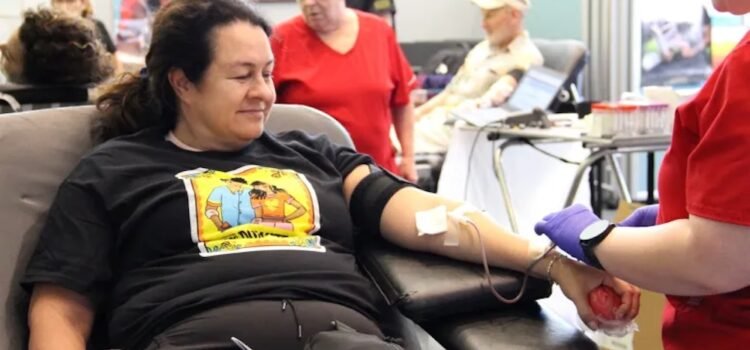 Hospitales de Arizona piden donantes de sangre más diversos