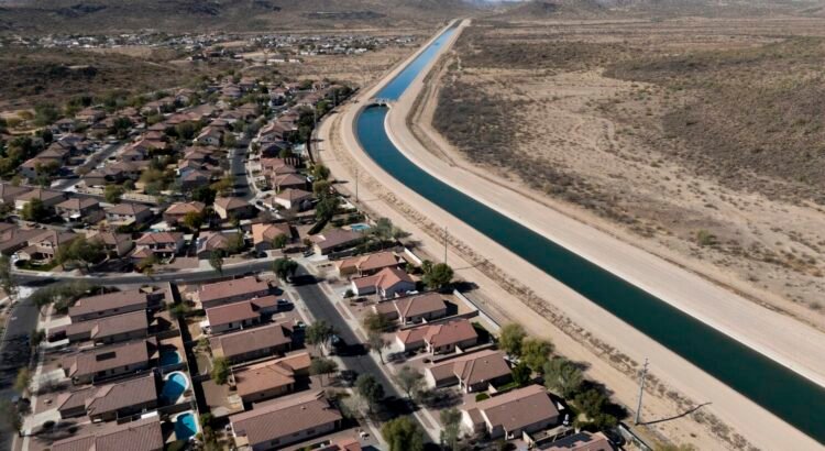 Cómo afrontará Phoenix la mayor escasez en el río Colorado