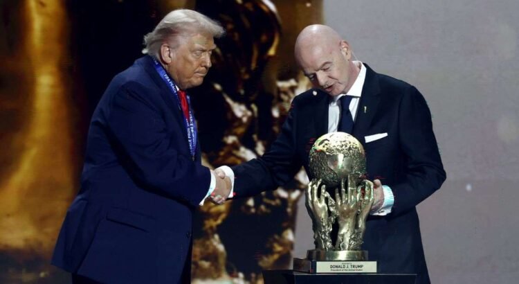 Trump gana el primer Premio FIFA de la Paz